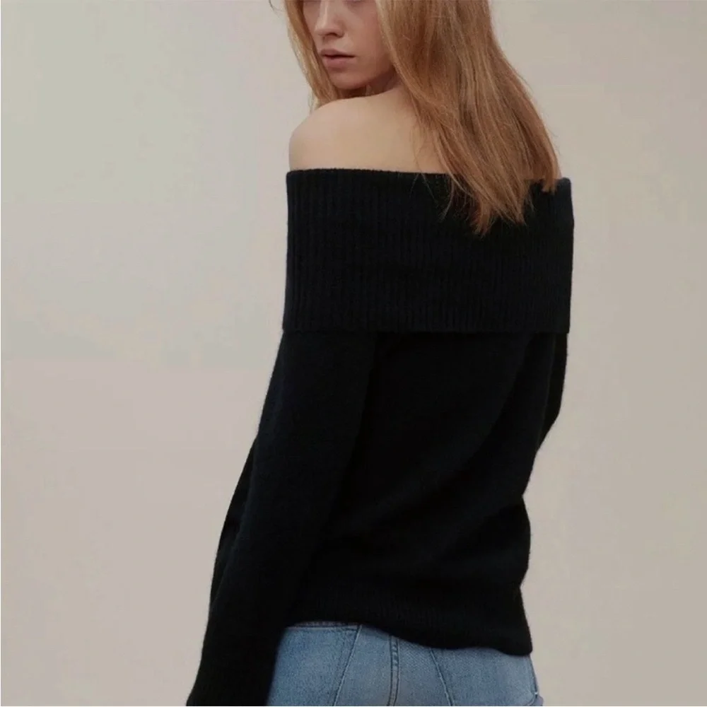 Aritzia Faretta Cowl Neck Off Shoulder Wool Alpaca Sweater Black XXS - Picture 9 of 9